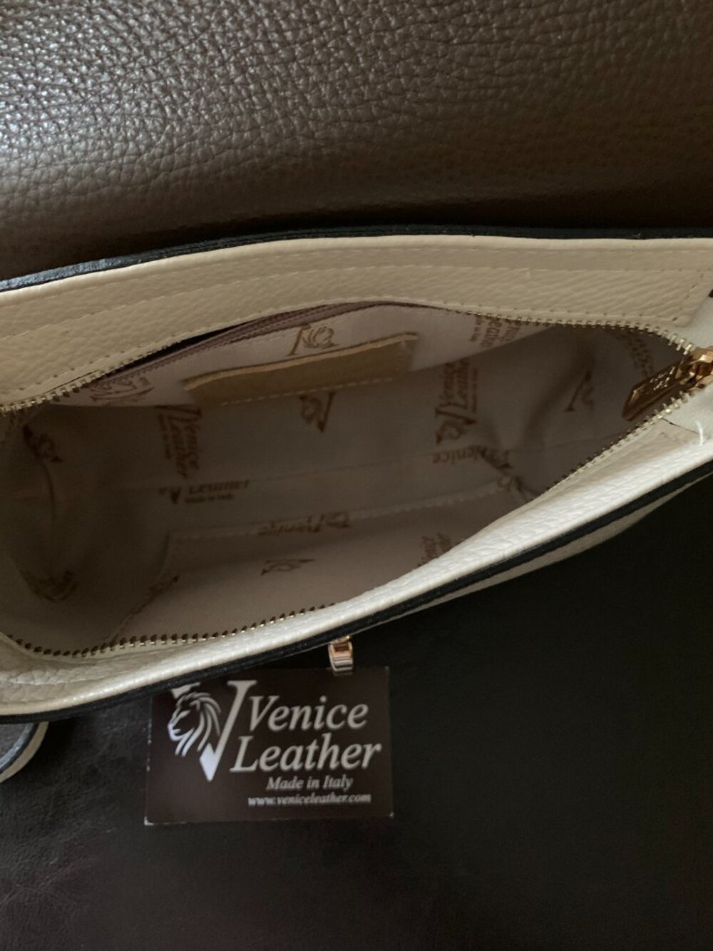 purse - Picture 5 of 6